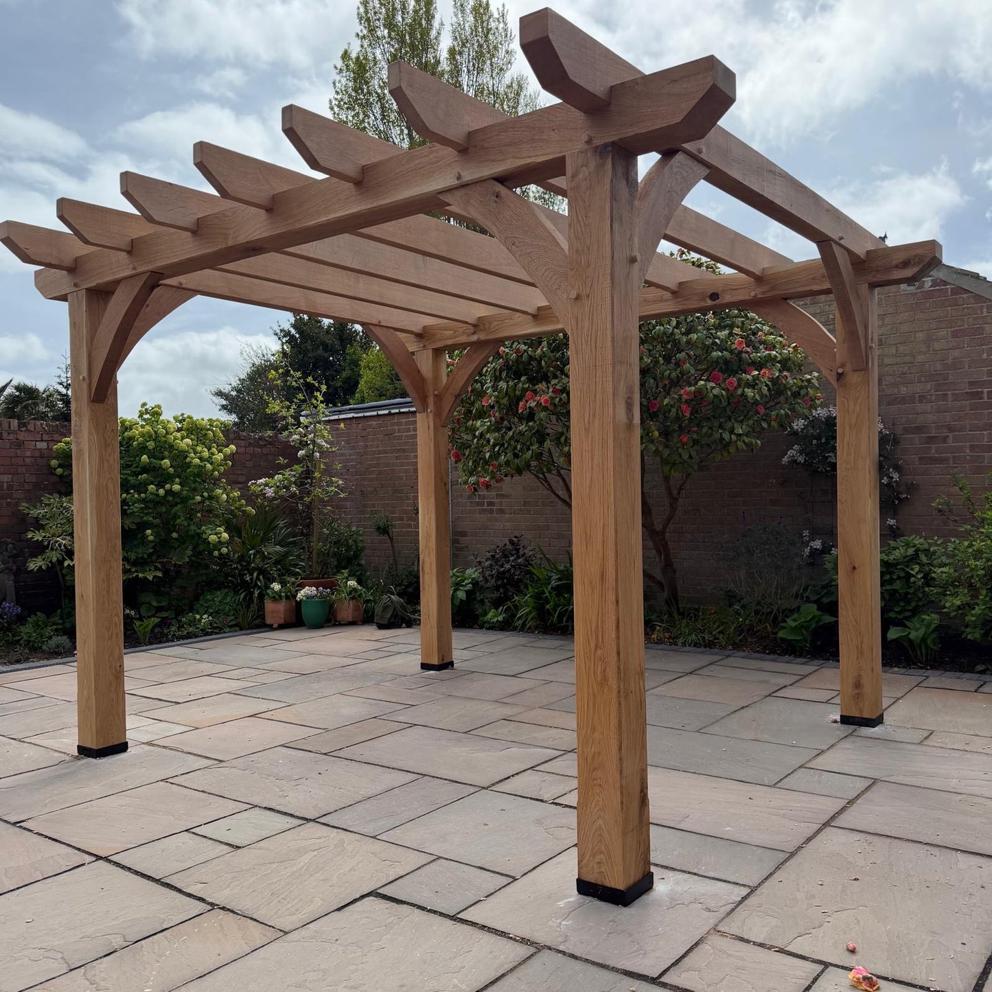 Solid Oak Timeless Pergola